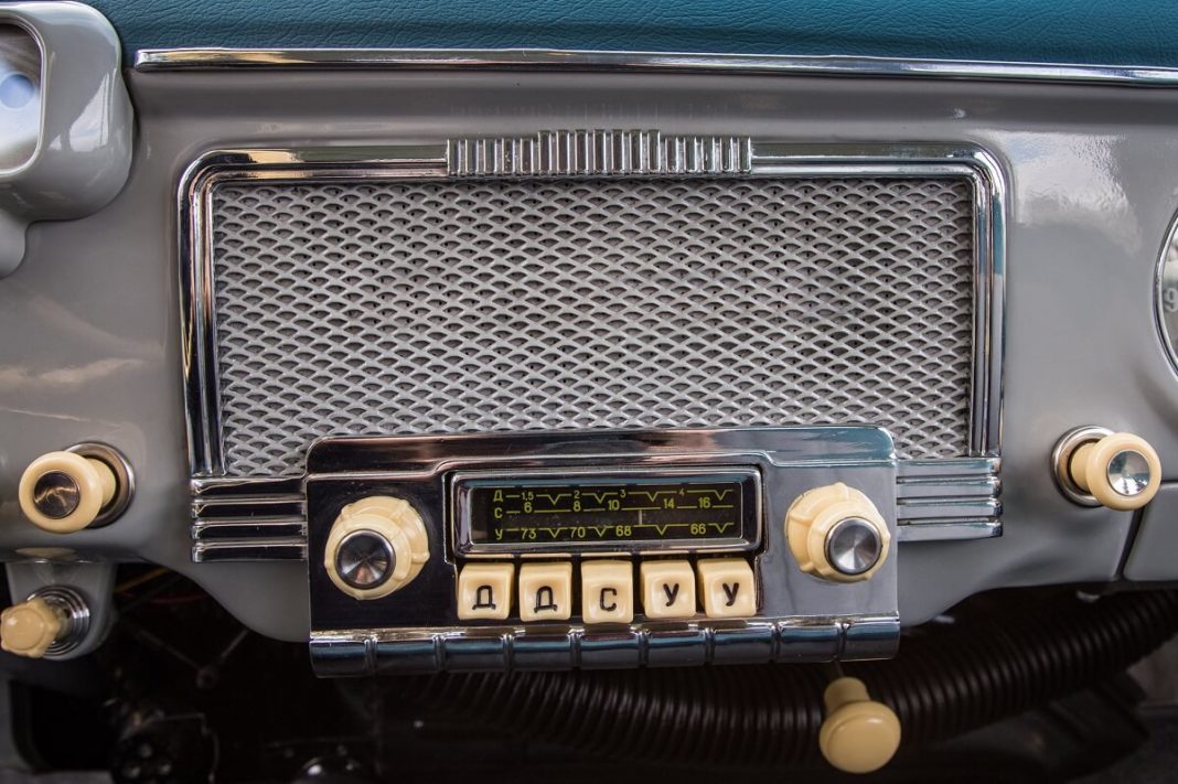 Retro Autoradio - Nostalgie für deinen PKW